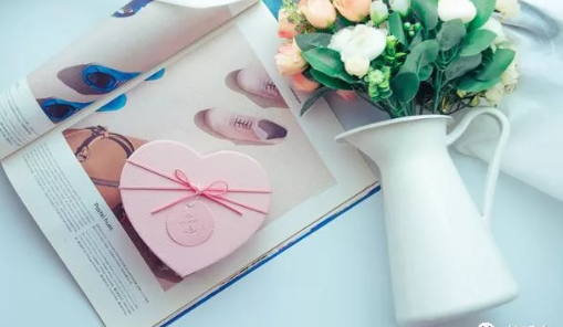 逗女朋友開心的幽默風趣句子 情侶搞笑又感動的土味套路