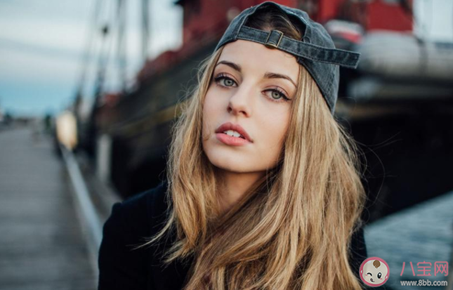 女生加油正能量朋友圈文案句子 女生加油鼓勵一句話正能量說說