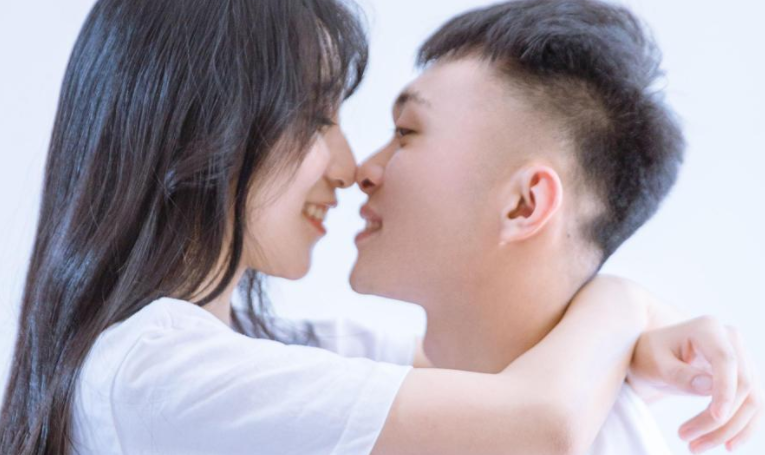 女生日常提問(wèn)男生怎么回答更好 讓女生心花怒放的回答有哪些