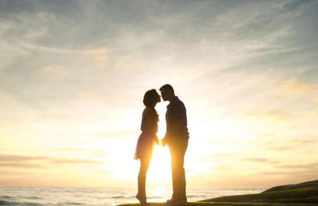 撩女朋友的情話對話短句一對一文案  對女朋友說的肉麻甜言蜜語對話