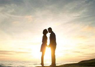 撩女朋友的情話對話短句一對一文案  對女朋友說的肉麻甜言蜜語對話