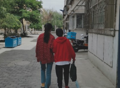 孩子第一次離家住校家長(zhǎng)的朋友圈 孩子去住校父母的感受心情說說