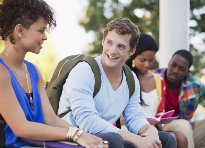 能認識一下嗎怎么幽默回答 怎么在不同場合和人搭訕