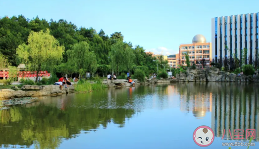 校園開學怎么和女生搭訕 怎么要女生電話號碼