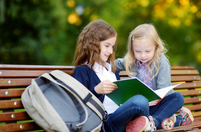 幾歲是孩子人際交往成長關鍵時期 怎么從小培養孩子社交技能 幾歲是孩子人際交往成長關鍵時期 怎么從小培養孩子社交技能