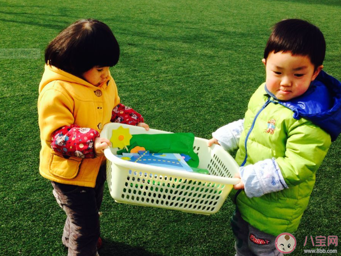 幾歲是孩子人際交往成長關鍵時期 怎么從小培養孩子社交技能 幾歲是孩子人際交往成長關鍵時期 怎么從小培養孩子社交技能