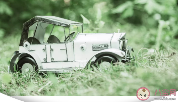 怎么用裝傻的方式搭訕女生 第一次認識的開場白對話 怎么用裝傻的方式搭訕女生 第一次認識的開場白對話