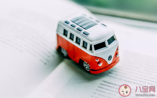 陌陌里第一次聊天的開場白對話 聊天軟件的搭訕技巧 陌陌里第一次聊天的開場白對話 聊天軟件的搭訕技巧