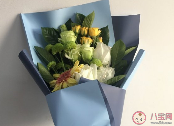 教師節收到學生送的花心情說說 教師節收到花了曬朋友圈配文