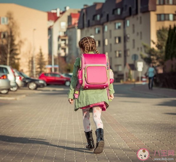 送孩子去上學家長心情說說 送孩子去上學家長心情感慨句子