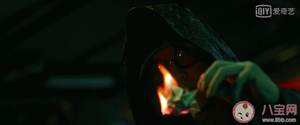 在劫難逃中頻繁出現的千紙鶴是什么意思 千紙鶴有什么含義