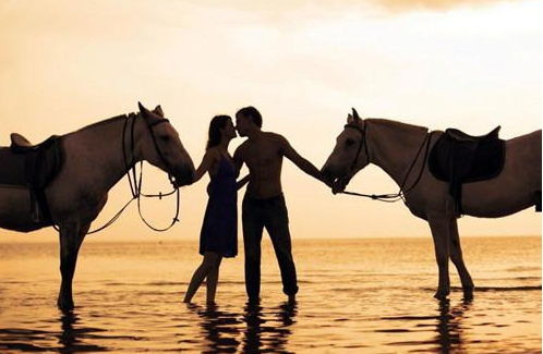 曖昧?xí)r期的男女都在聊些什么 曖昧?xí)r期男女聊天對(duì)話句子 曖昧?xí)r期的男女都在聊些什么 曖昧?xí)r期男女聊天對(duì)話句子