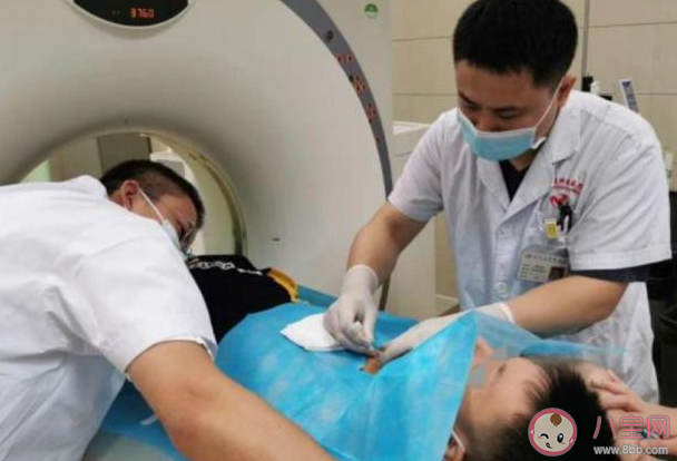 12歲男孩確診肺癌晚期是怎么回事 小小年紀(jì)為什么會(huì)得肺癌