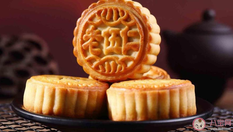 2020提前收到中秋節月餅的朋友圈配文 2020提前收到了中秋節月餅的說說句子 2020提前收到中秋節月餅的朋友圈配文 2020提前收到了中秋節月餅的說說句子