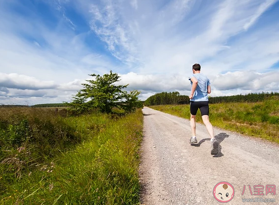 晨跑好還是夜跑好疑惑解答 晨跑和夜跑怎么選擇