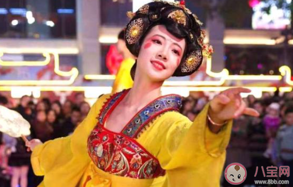 大唐不夜城不倒翁小姐姐結婚了是真的嗎 不倒翁小姐姐丈夫是誰