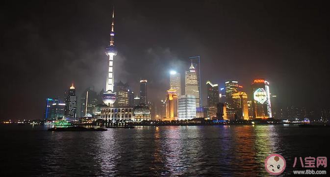 一夜之間這個城市就冷了心情說說 一夜之間這個城市就冷了心情句子