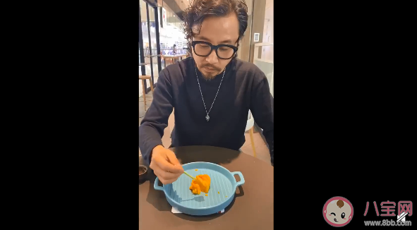 南方人吃月餅vs北方人吃月餅有什么區別 南方人吃月餅和北方人吃月餅有什么不一樣