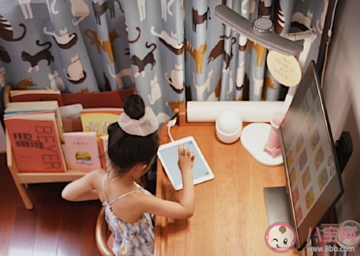 關于第一次和兒子分開睡心情簡單語句 跟孩子分床睡發朋友圈說說