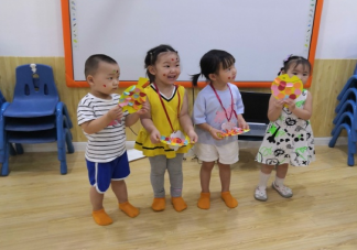 第一次和兒子做手工朋友圈說說 第一次和兒子做手工開心心情句子