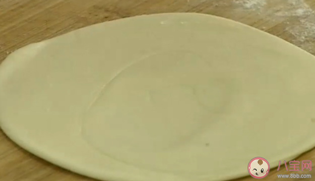 店家推彩色雞蛋灌餅是怎么回事 彩色雞蛋灌餅怎么做