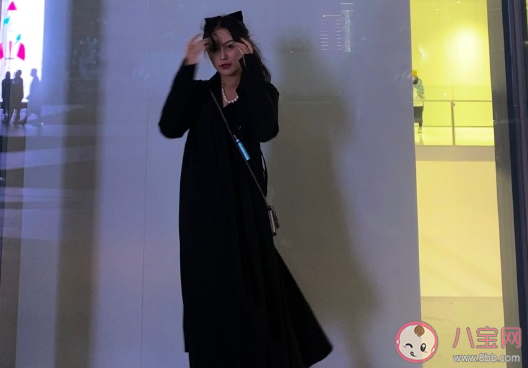 女生換季式失明是什么意思什么梗 女生換季沒衣服穿心情感言