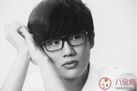 許嵩新歌《放肆》歌詞是什么 《放肆》完整版歌詞在線聽歌 許嵩新歌《放肆》歌詞是什么 《放肆》完整版歌詞在線聽歌