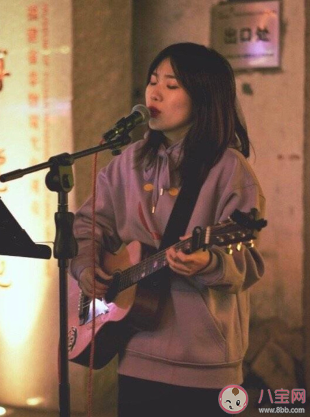 抖音如果回憶容易我會(huì)想你念你是什么歌 《沉醉的青絲》完整版歌詞在線試聽 抖音如果回憶容易我會(huì)想你念你是什么歌 《沉醉的青絲》完整版歌詞在線試聽