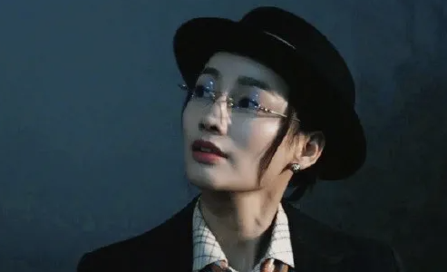 瞄準單棱結局是什么 單棱是誰演的