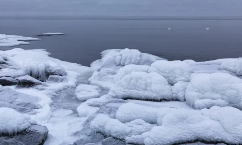 配雪景的唯美說說句子 下雪了的朋友圈文案