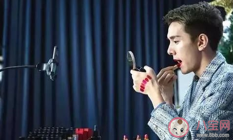 李佳琦直播間不賣人是什么梗什么意思 李佳琦直播一晚能賺多少錢 李佳琦直播間不賣人是什么梗什么意思 李佳琦直播一晚能賺多少錢