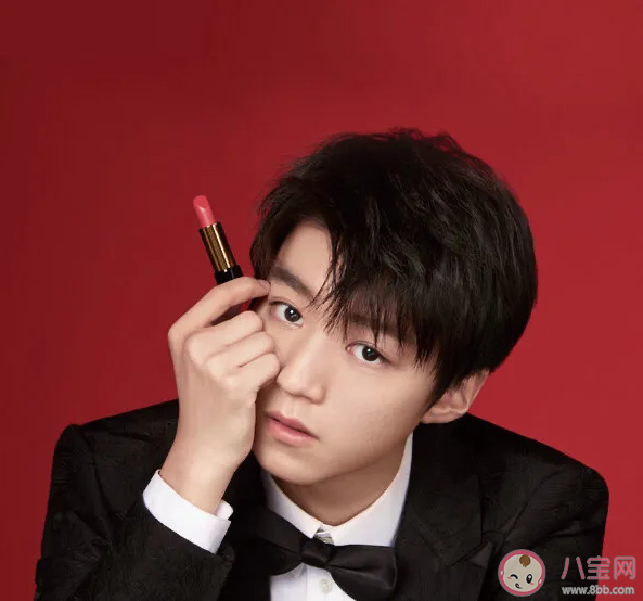 男色消費這個詞怎么產生的 如何看待男色消費的崛起