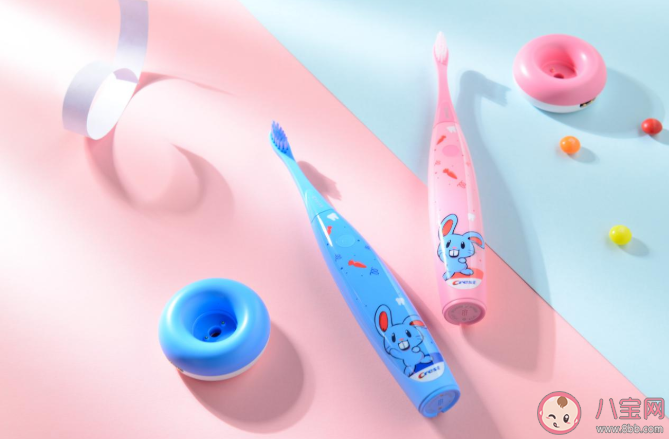 長(zhǎng)牙/換牙階段可以用電動(dòng)牙刷嗎 怎樣讓刷牙充滿(mǎn)樂(lè)趣