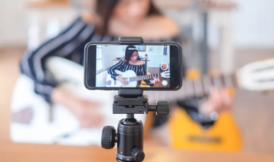 假明星的中老年人騙局是怎樣的 中老年人騙局如何破