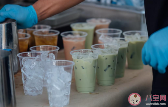 天天喝奶茶瘦20斤是怎么回事 經(jīng)常喝奶茶的危害