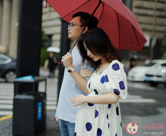 今天結婚紀念日發朋友圈文案 結婚紀念日簡單一句話
