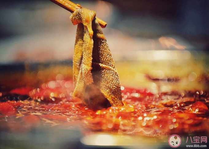 冬天和火鍋更配的朋友圈文案 冬天和火鍋更配發朋友圈文案句子