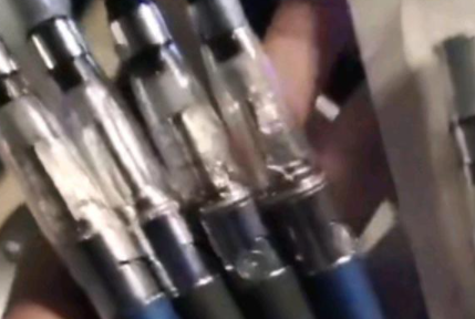 文具店賣電子煙給小學生怎么回事 電子煙有哪些危害 文具店賣電子煙給小學生怎么回事 電子煙有哪些危害