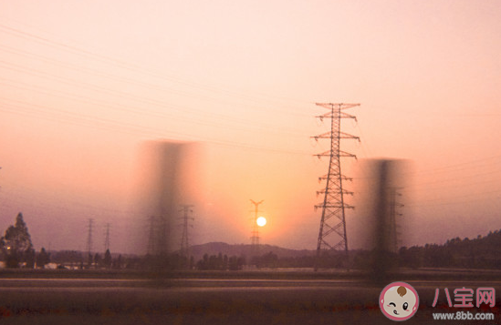 2021年第一天發(fā)朋友圈配圖文案 2021年第一天開始了感慨說說。