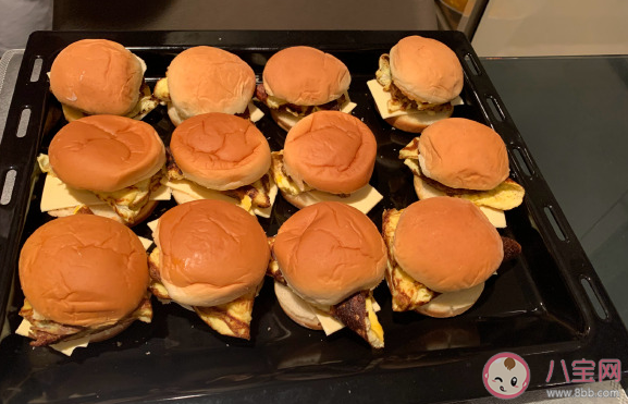 帶孩子吃漢堡發朋友圈的說說 帶孩子吃漢堡心情短語