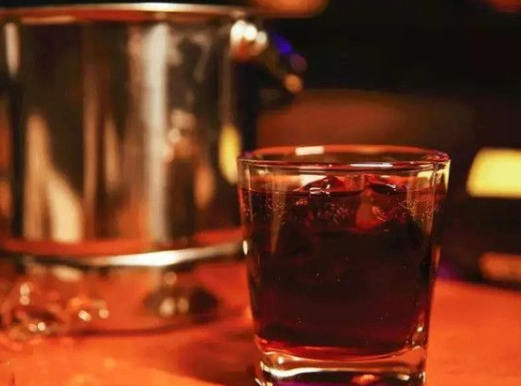 抖音hls可樂桶是什么梗什么意思 可樂桶酒怎么調(diào)制