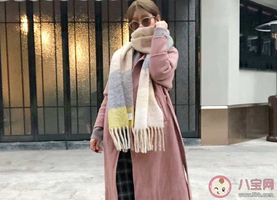 冬天的第一條圍巾朋友圈文案 冬天的第一條圍巾溫暖語錄