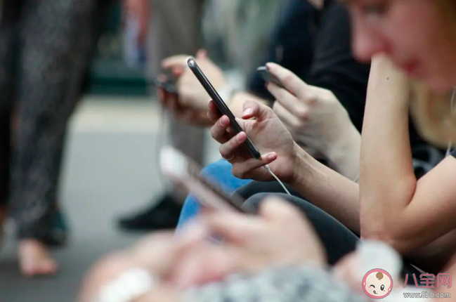 2020年哪個國家在社交媒體花費時間最長 社交媒體是如何影響人的情緒的