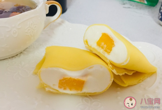 帶女兒吃甜品發朋友圈說說 陪女兒吃甜品感言句子