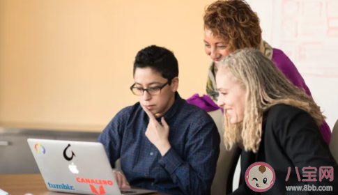 怎么處理好職場(chǎng)中的競(jìng)爭(zhēng)關(guān)系 職場(chǎng)競(jìng)爭(zhēng)的正確做法