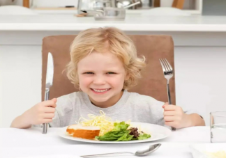 肉湯好消化嗎 哪些食物對孩子來說更容易消化