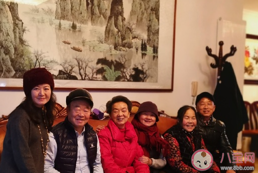 爸媽老了怎么發(fā)朋友圈句子 爸媽變老了心情感慨說說