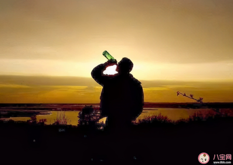 喝酒是如何引起心肌梗死的 過(guò)量飲酒的危害有多大