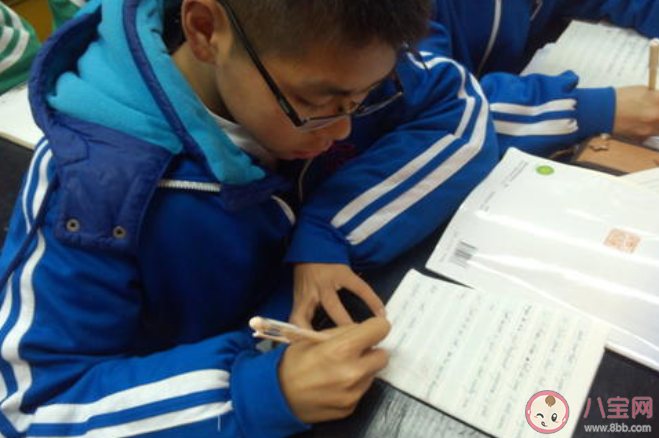 家長如何給孩子報聽寫 孩子聽寫不過關怎么回復老師