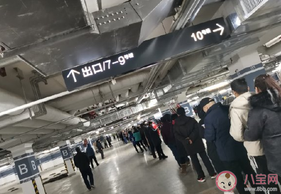 回家過年路上的說說 2021過年回家路上是感慨句子